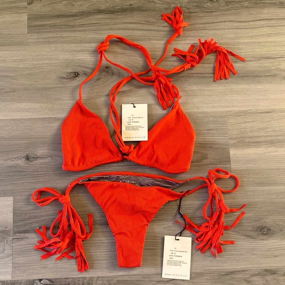 🖤SOLD  NWT Acacia persimmon set.